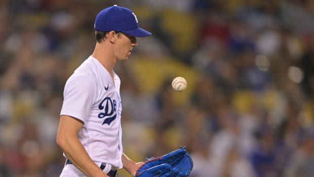 walker buehler